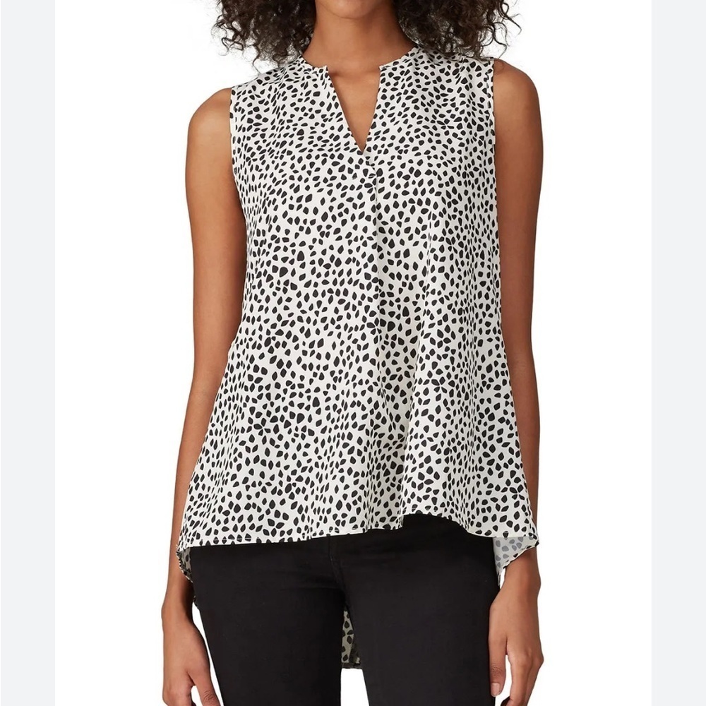 Rose Olive Womens Animal Print Sleeveless Blouse Small V Neck NWT